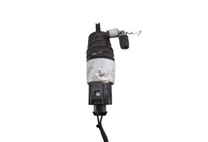 Pompe lave glace avant MERCEDES CLASSE C 205 Photo n°4