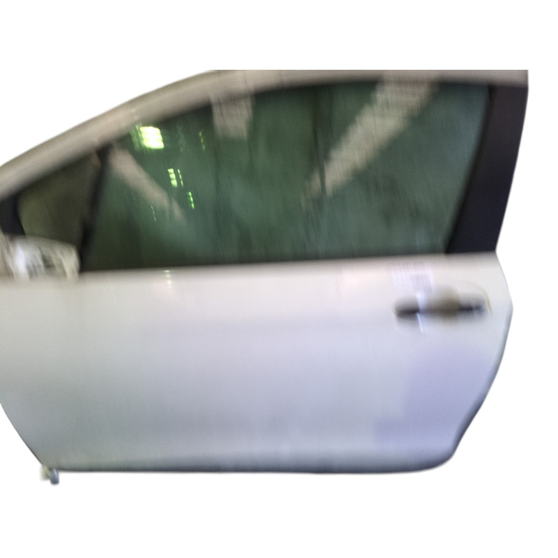 Porte avant gauche TOYOTA YARIS 3 Photo n°1