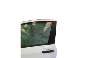 Porte avant gauche TOYOTA YARIS 3 Photo n°8