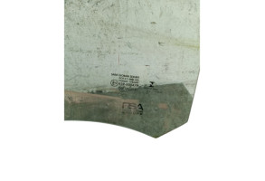 Vitre arriere droit CITROEN C4 3 Photo n°2
