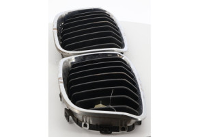 Calandre BMW SERIE 1 F20 Photo n°3