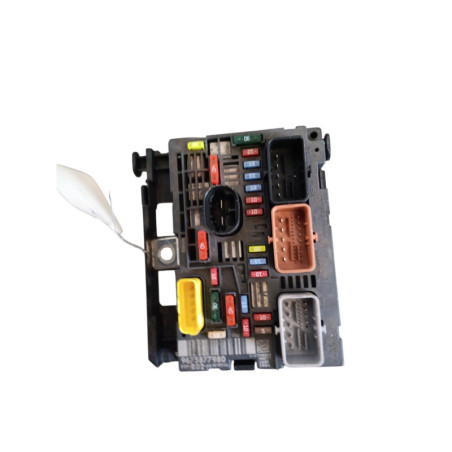 Boitier servitude moteur (BSM) PEUGEOT 3008 1