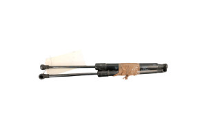 Verin de capot FIAT 500L Photo n°5