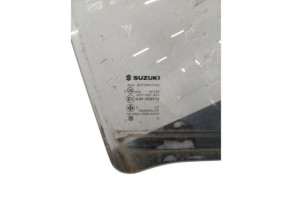 Vitre avant droit SUZUKI CELERIO Photo n°1