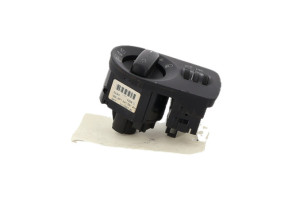 Commande de phare AUDI A3 2 Photo n°1