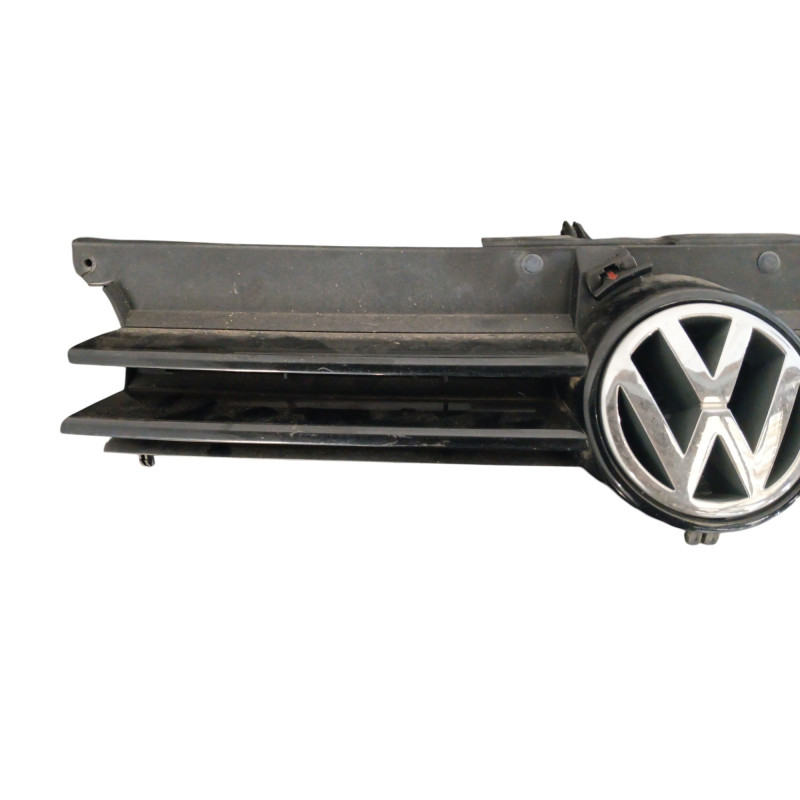 Calandre VOLKSWAGEN GOLF 4 Photo n°1
