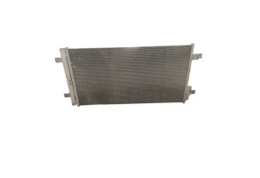 Radiateur clim VOLKSWAGEN POLO 6 Photo n°1