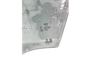 Vitre avant gauche AUDI A1 2 Photo n°6