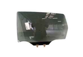 Vitre arriere gauche NISSAN QASHQAI 1 Photo n°6