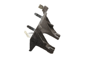Support moteur gauche RENAULT TWINGO 3 Photo n°4