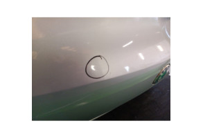 Malle/Hayon arriere SKODA FABIA 2 Photo n°8