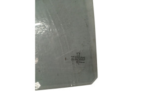 Vitre arriere droit PEUGEOT 3008 1 Photo n°4