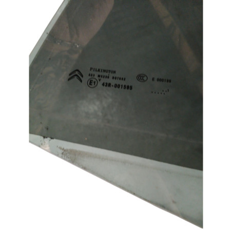 Vitre arriere gauche CITROEN C4 2