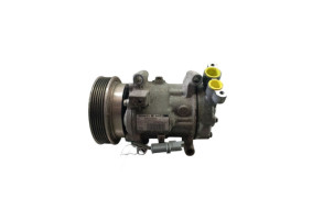 Compresseur clim RENAULT CLIO 3 Photo n°4