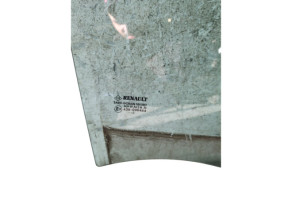 Vitre arriere droit RENAULT CLIO 3 Photo n°3