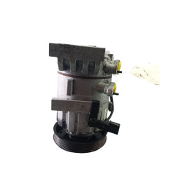 Compresseur clim HYUNDAI I 20 2 Photo n°1
