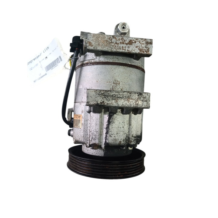 Compresseur clim HYUNDAI I 20 2 Photo n°6