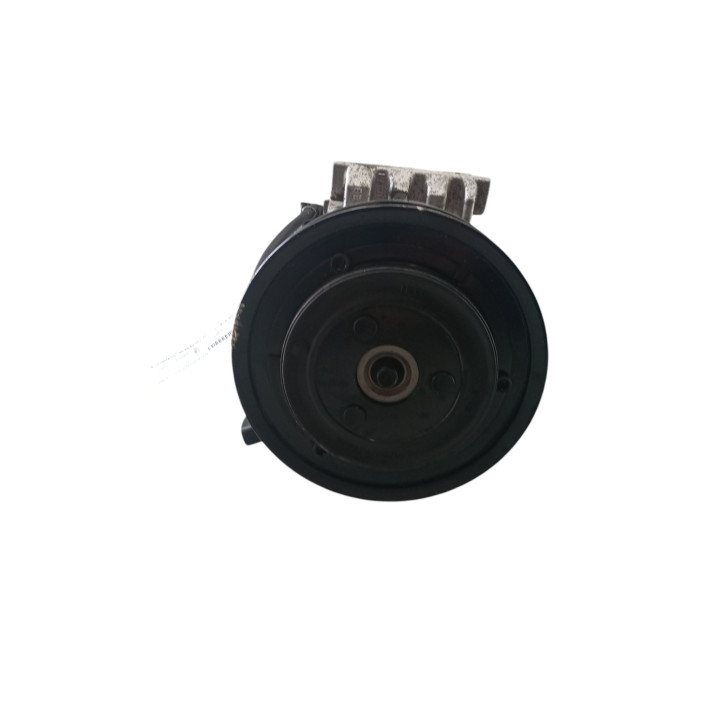 Compresseur clim HYUNDAI I 20 2 Photo n°7