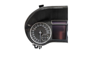 Compteur MERCEDES CLASSE A 176 Photo n°7