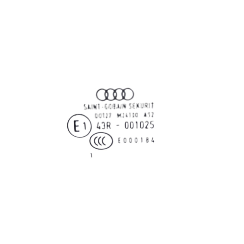 Vitre avant gauche AUDI A3 2 Photo n°1