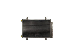 Radiateur clim SUZUKI SPLASH Photo n°2