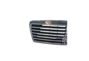 Calandre MERCEDES CLASSE E 210 Photo n°3