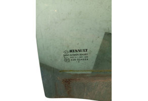 Vitre arriere gauche RENAULT MEGANE 3 Photo n°1