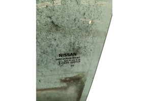 Vitre avant gauche NISSAN MICRA 5 Photo n°2