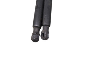 Verin de capot VOLKSWAGEN TOURAN 2 Photo n°3