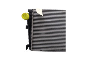 Echangeur air (Intercooler) MERCEDES CLASSE C 205 Photo n°3