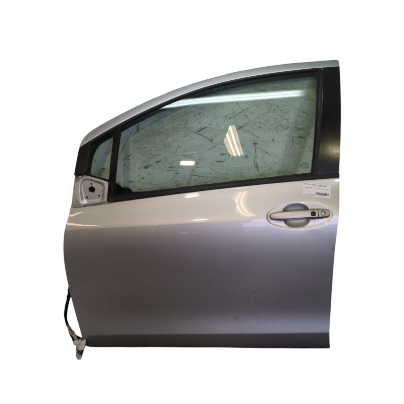 Porte avant gauche TOYOTA YARIS 2 Photo n°1