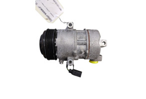 Compresseur clim VOLKSWAGEN UP Photo n°1
