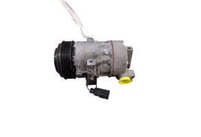 Compresseur clim VOLKSWAGEN UP Photo n°6