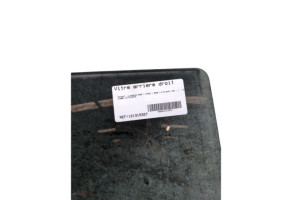 Vitre arriere droit PEUGEOT 2008 1 Photo n°4