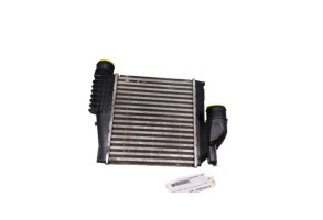 Echangeur air (Intercooler) PEUGEOT 308 2 SW Photo n°4