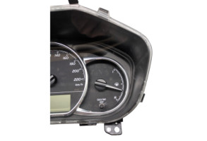 Compteur TOYOTA YARIS 3 Photo n°11