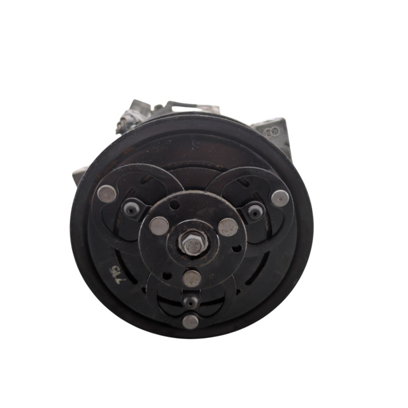 Compresseur clim RENAULT CLIO 4 Photo n°1