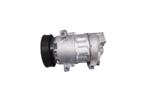 Compresseur clim RENAULT CLIO 4 Photo n°2