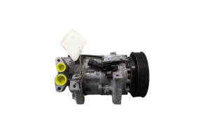 Compresseur clim RENAULT CLIO 4 Photo n°4