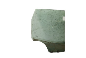 Vitre arriere droit DACIA DUSTER 1 Photo n°1