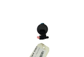 Pompe lave glace avant NISSAN MICRA 4 Photo n°4
