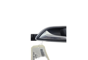 Poignee interieur arriere gauche MERCEDES CLASSE A 176 Photo n°1