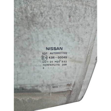 Vitre avant gauche NISSAN QASHQAI 1
