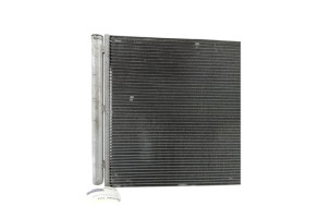 Radiateur clim MERCEDES CLASSE A 176 Photo n°1