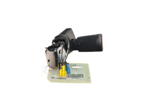 Attache ceinture arriere droit MERCEDES CLASSE A 176 Photo n°1