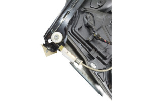 Leve vitre electrique arriere droit VOLKSWAGEN PASSAT 5 Photo n°4