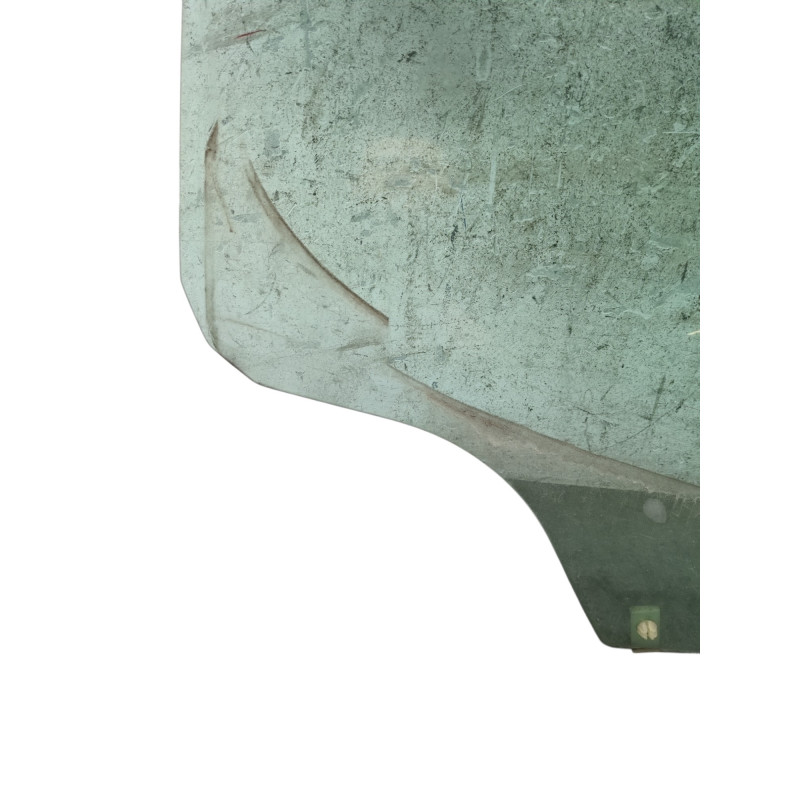 Vitre arriere droit PEUGEOT 207 Photo n°1