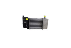 Echangeur air (Intercooler) TOYOTA YARIS 3 Photo n°4
