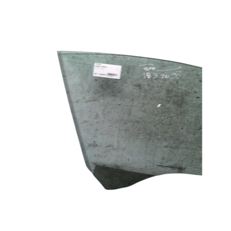 Vitre avant droit BMW SERIE 1 E81