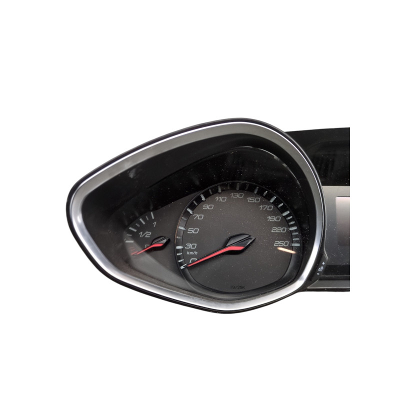 Compteur PEUGEOT 308 2 Photo n°1